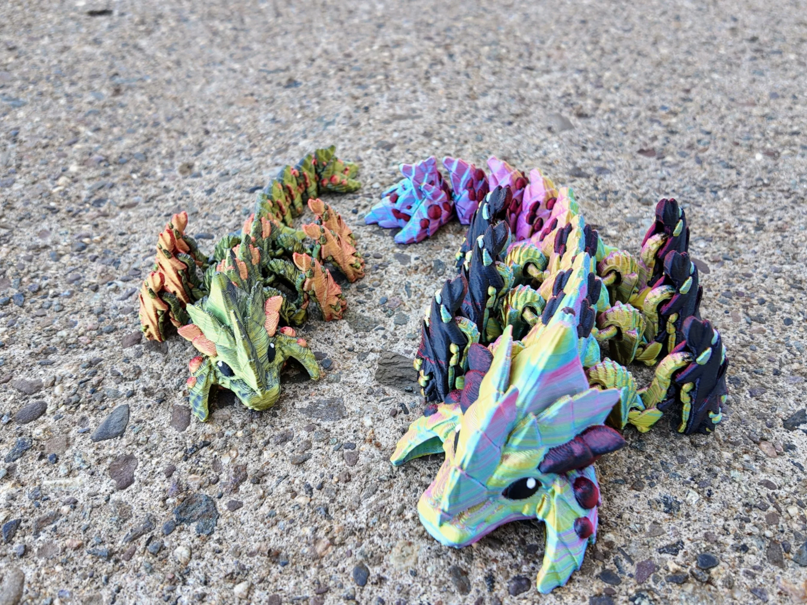 Dune Striker Articulating Fidget Toy - Image 4