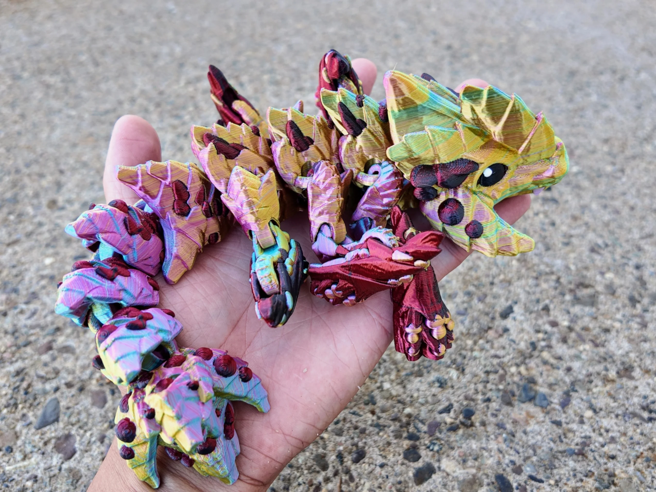 Dune Striker Articulating Fidget Toy - Image 6